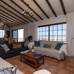 Villa El Mirador *